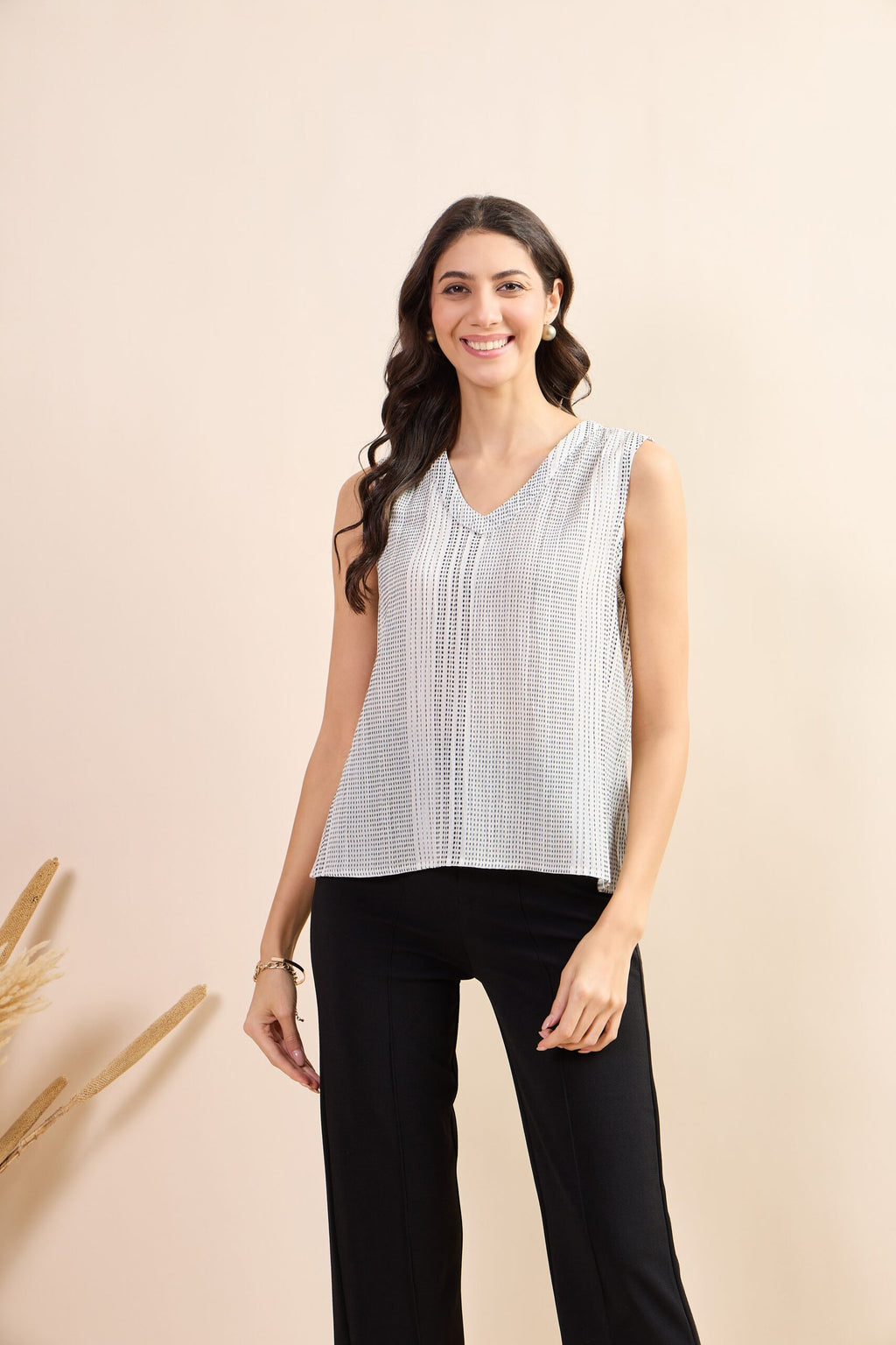KIARABEL Western Stitch Charm Sleeveless Top - S image