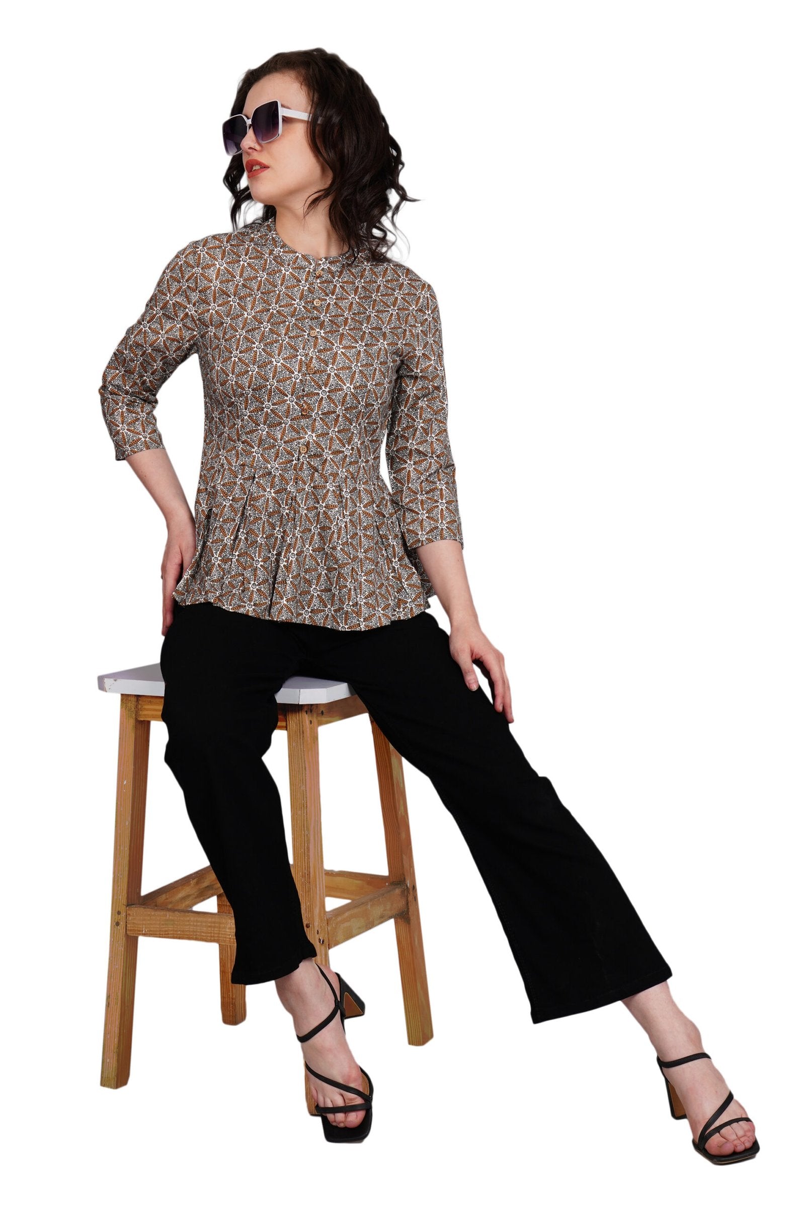 kiarabel retail Casual Printed Women White, Brown, Grey Top image 4