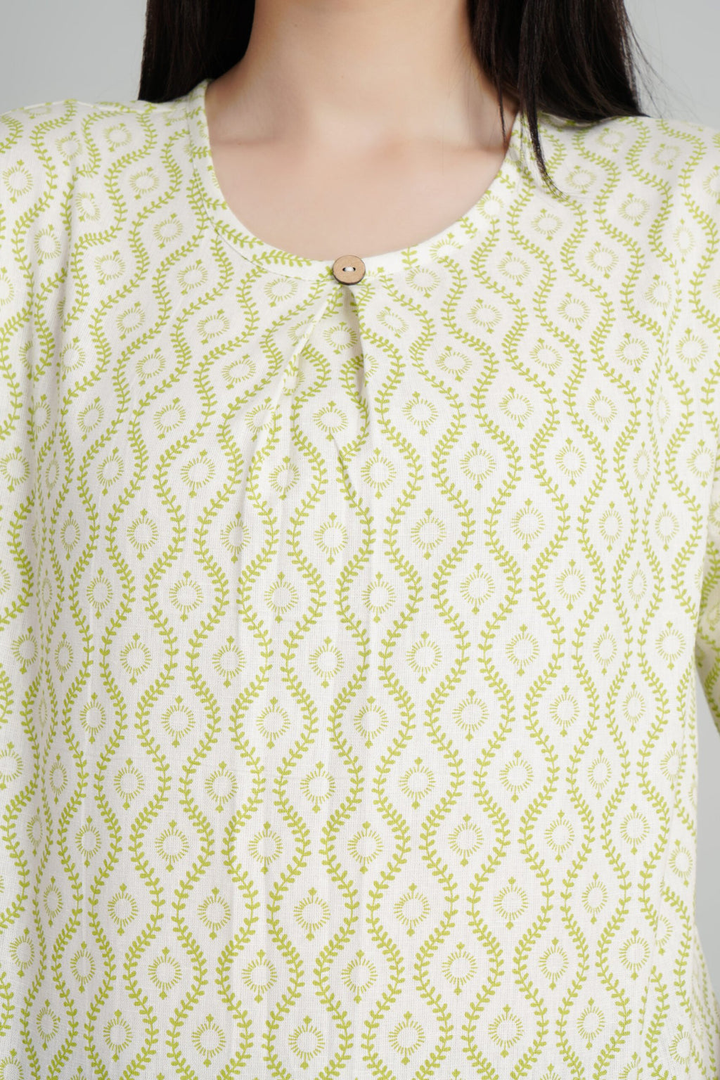 KIARABEL Stylish Cream & Green Printed Top image 3
