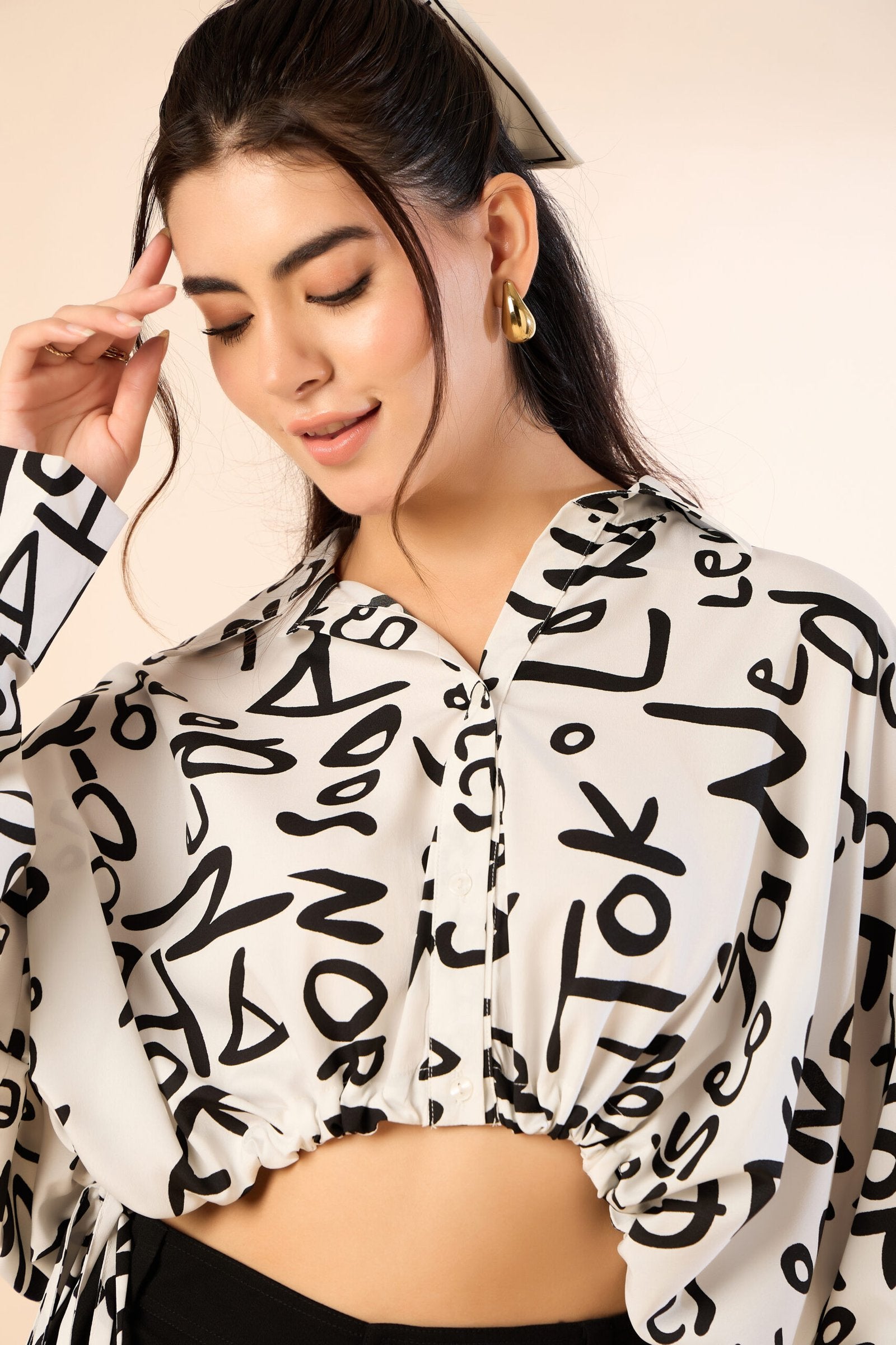 KIARABE White Cropped Button-Down Shirt with Drawstring Waist image 4