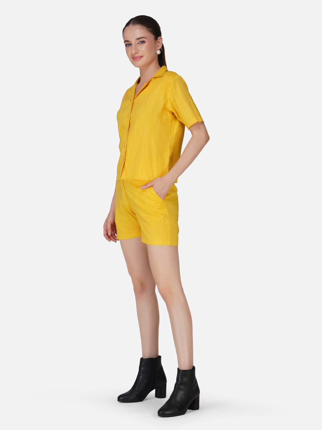 KIARABEL Yellow Cord Short Set image 1