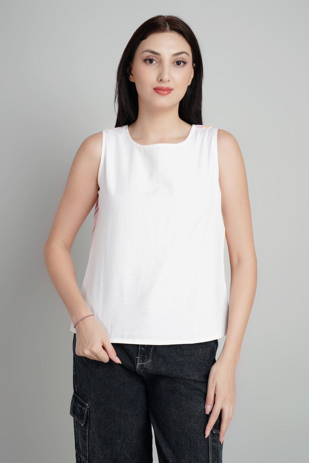 KIARABEL Stylish White Top - XXL image