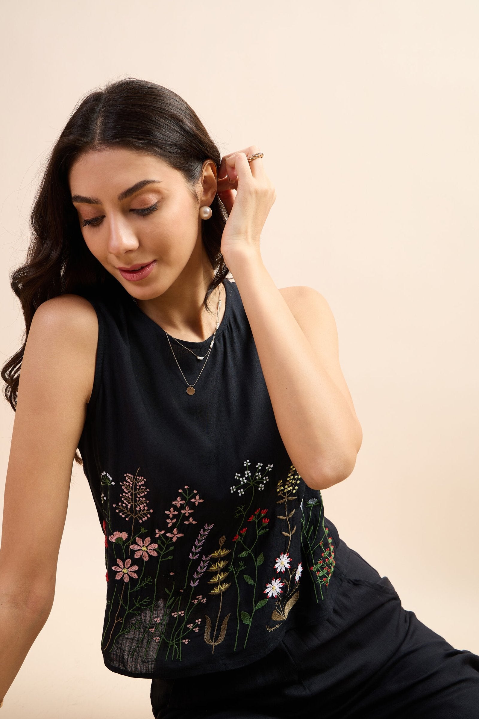 KIARABEL Women's Western Chic Embroidered Co-ord Set image 3